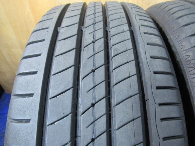 激安即決！エア漏れ点検済み！極上バリ溝9分山！Continental Ultra Contact 205/55R16 91V ！2023年製 中古2本セット！T008396の画像3