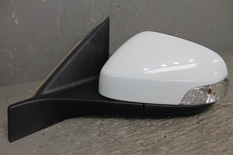  Volvo V70 2.5T LE Volvo right handle (BB5254W) original left door mirror automatic 14P 14 pin winker wellcome lamp white white p045044