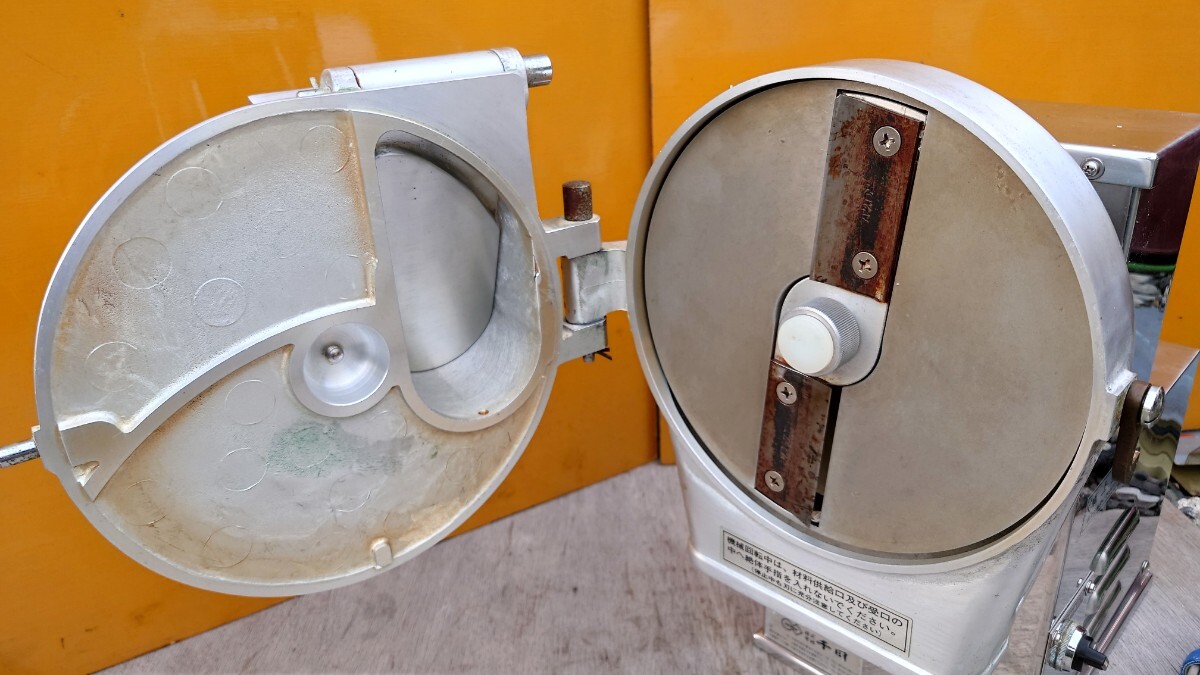 中古 現状 ROYAL スライサー 小型機械 調理 厨房機器 ヤマト宅急便 100Vの画像5