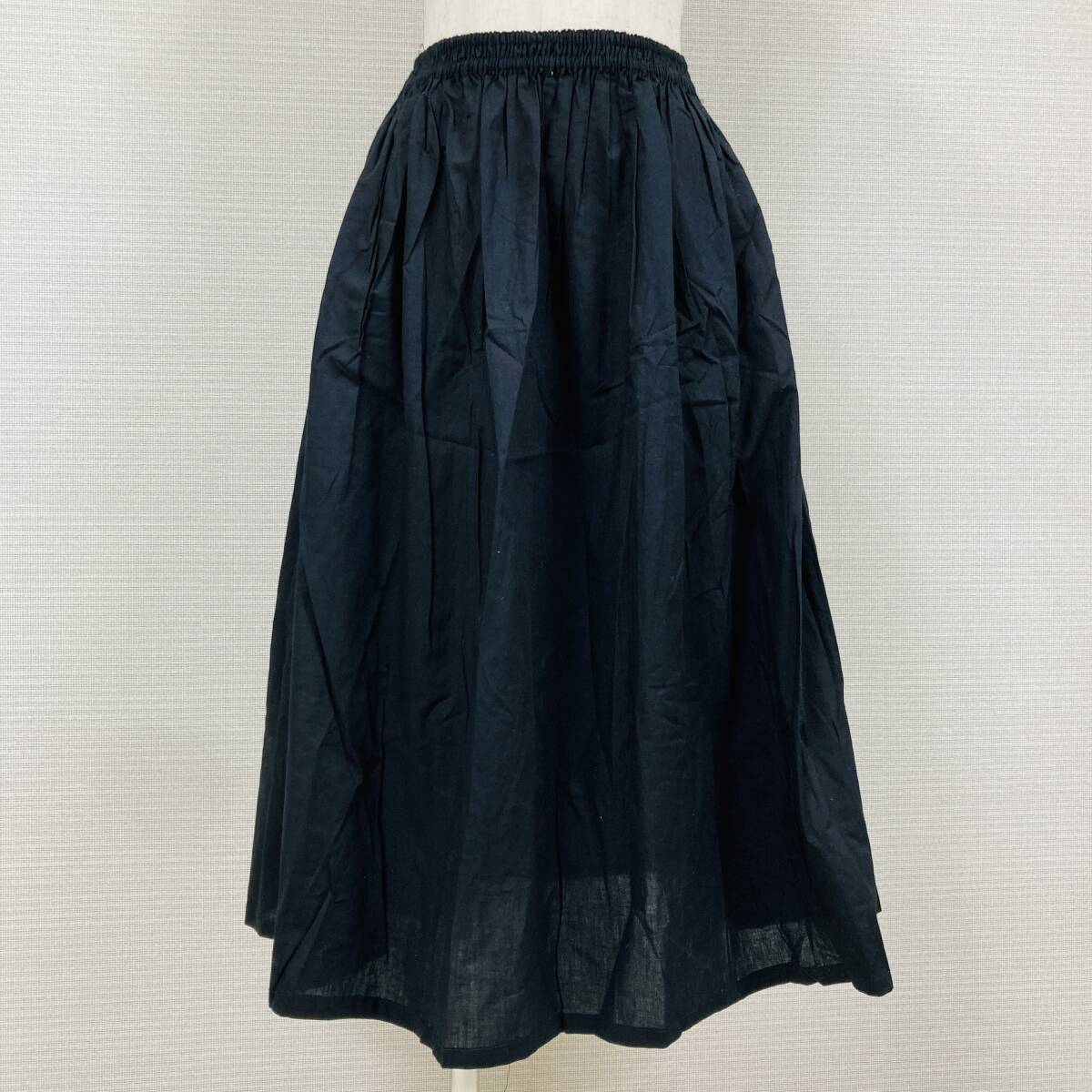 【155】レディース ロングスカート 花刺繍 フレア ブラック Mサイズ ウエストゴム シンプル_画像1