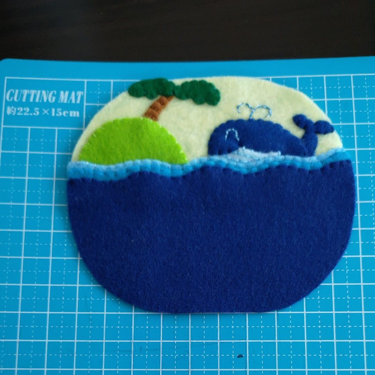 クジラ　ワッペン　名札　幼稚園　保育園　実習　ハンドメイド