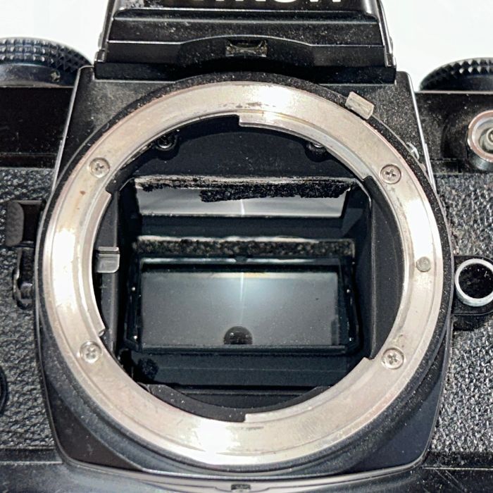 ニコン NIKON FM ブラック 一眼レフ フィルムカメラ NIKKOR 28mm 1:2.8 NIKKOR 43-86mm 1:3.5の画像3