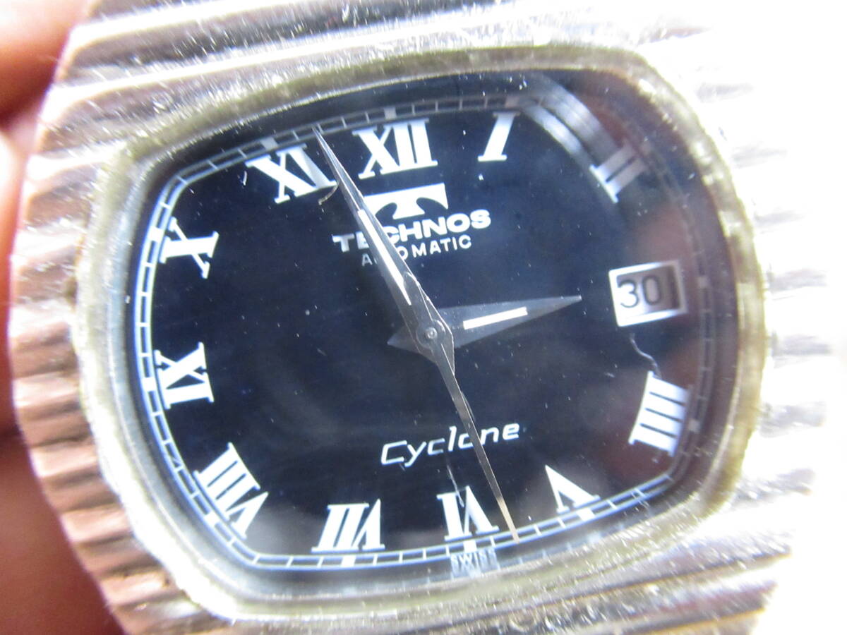 TECHNOS Tecnos Cyclone Cyclone самозаводящиеся часы ширина эллипс циферблат кейс breath в одном корпусе Vintage часы без коробки . обхват руки 18cm