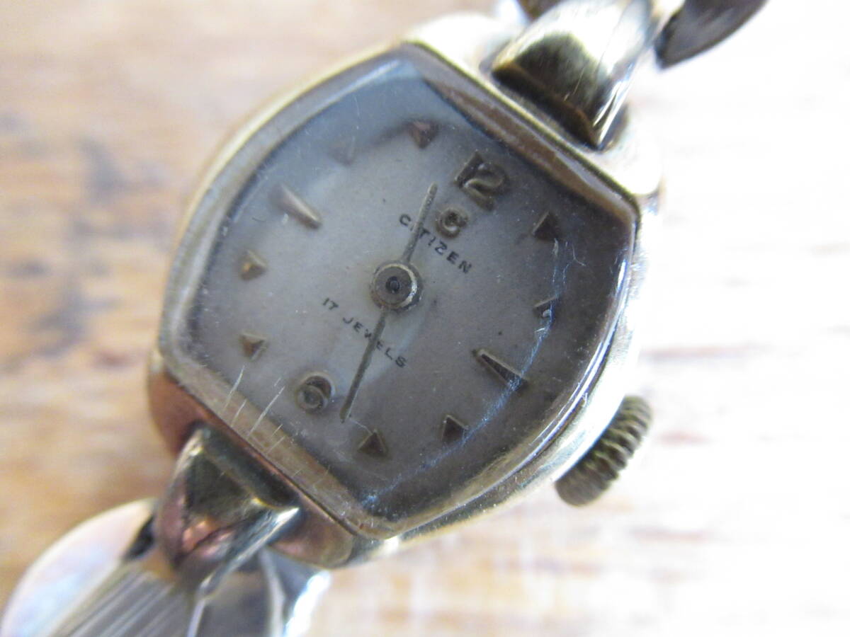 シチズン　手巻き式　17石　昭和初期　通称南京虫と呼ばれるタイプの女性用腕時計　国産機械式　ビンテージ腕時計_画像6