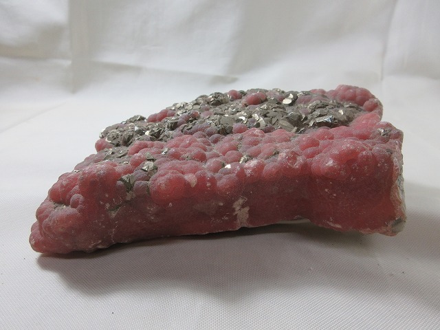  approximately 1.7 kilo Aomori prefecture west eyes shop Murao futoshi . mountain ~. manganese .② inspection ] pink manganese low skull site yellow copper . yellow iron mineral water .