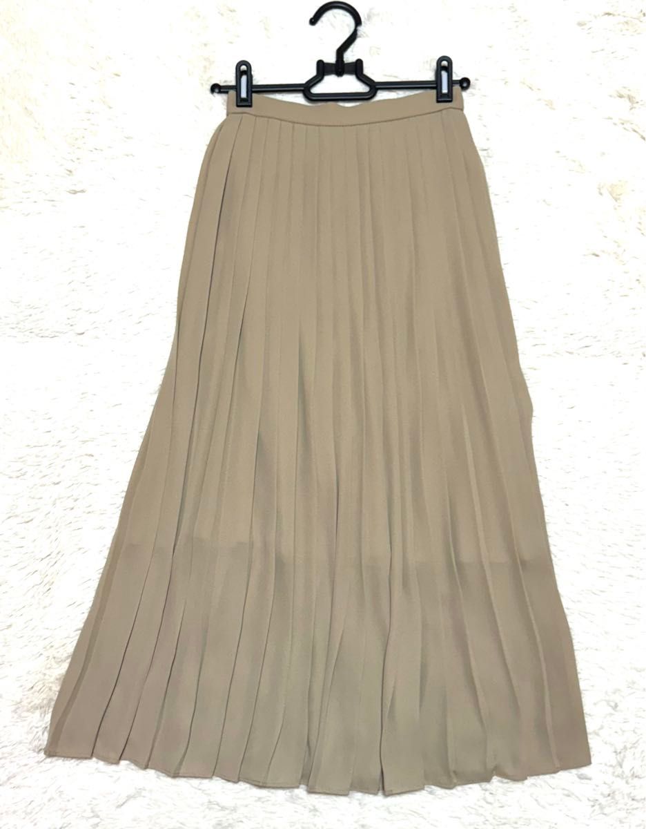 ユニクロ プリーツロングスカート ベージュ XSサイズ