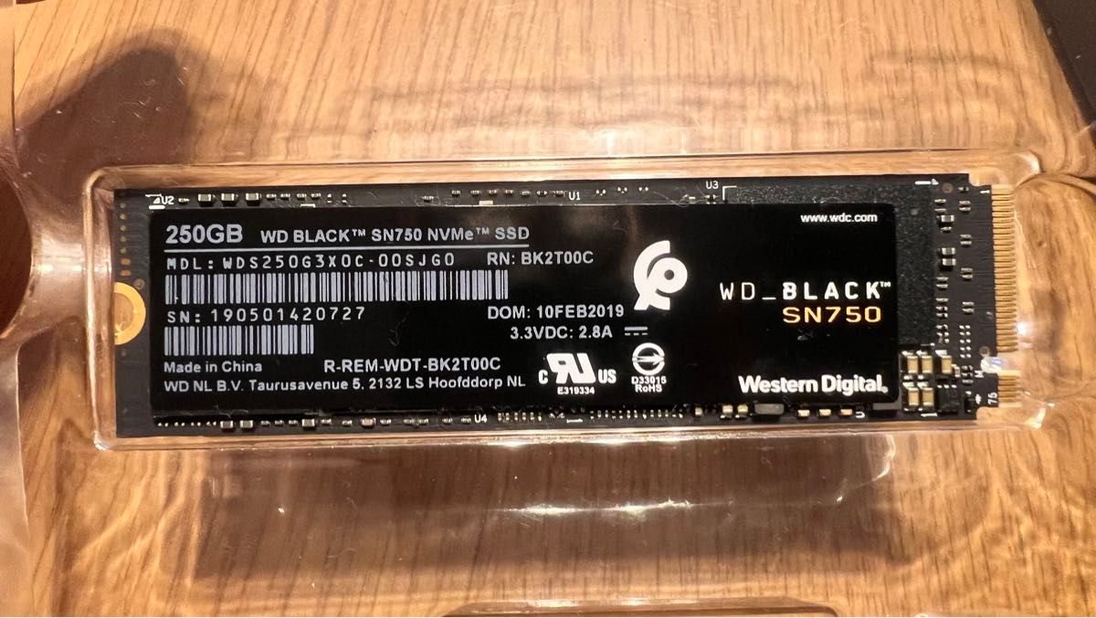 新品SSD 256GB WD NVMe Black SSD