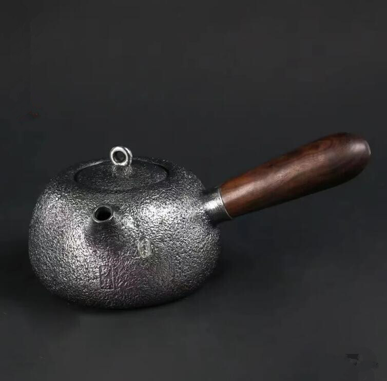 ★新品未使用★ 南部鉄器 鉄壺 コーティングなし 手作り鉄 やかんを沸かす お茶の道具 600ML_画像2