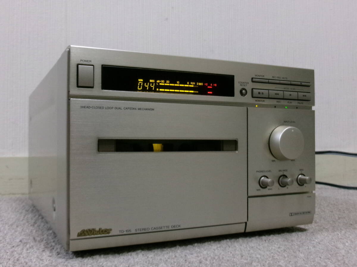 【希少/3ヘッドモデル】Victor TD-105 美品良品 程度良く勧めです！_市販のミュージックテープ再生中です