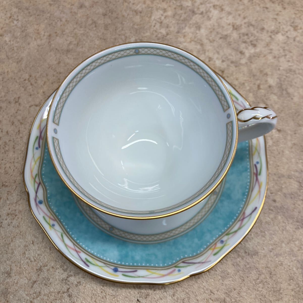 Y送料無料△070未使用品【Noritake ノリタケ】華麗句 ハナレイク F9587 ティー/コーヒー碗皿 5客セット カップ&ソーサーの画像3