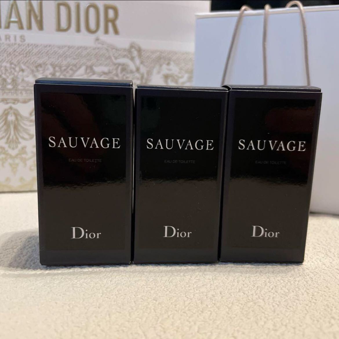 新品未開封 Dior SAUVAGE ディオール ソヴァージュ10ml 3本_画像1