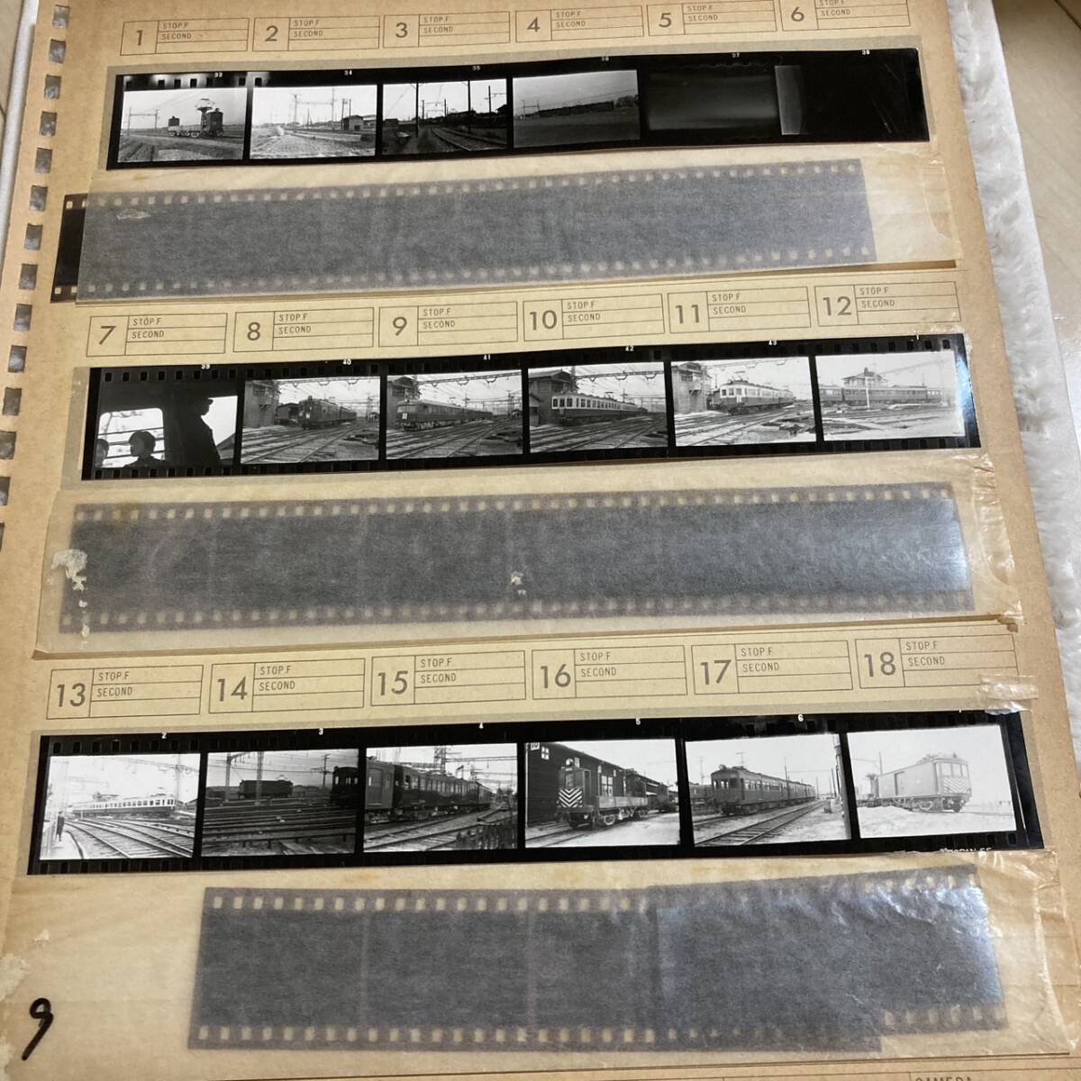 鉄道ネガ　電車 　古い写真フィルム34コマ　ベタ焼き写真34枚　昭和34年_画像1