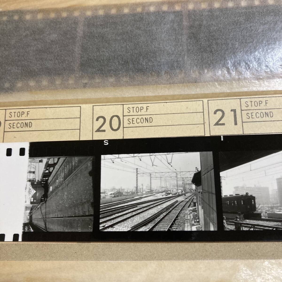 鉄道ネガ　電車 　古い写真フィルム34コマ　ベタ焼き写真34枚　昭和34年_画像5