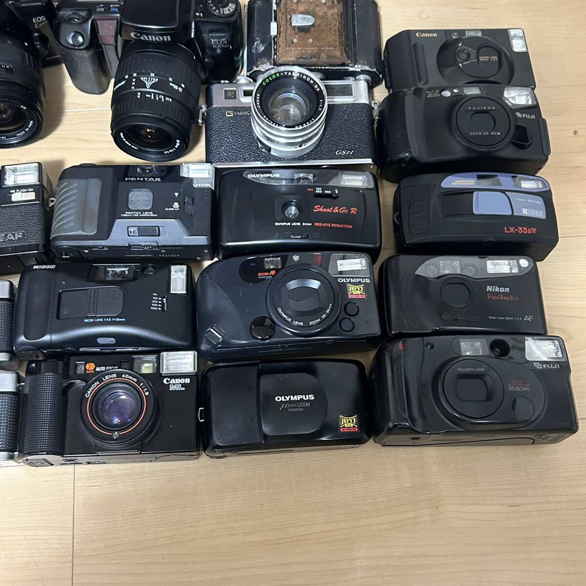 大量30台 フィルムカメラ まとめ売りPENTAX Canon OLYMPUS MINOLTA Nikon RICOH YASHICA Autoboy KONICA pen xa3 μ EOS BIGmini electroの画像3