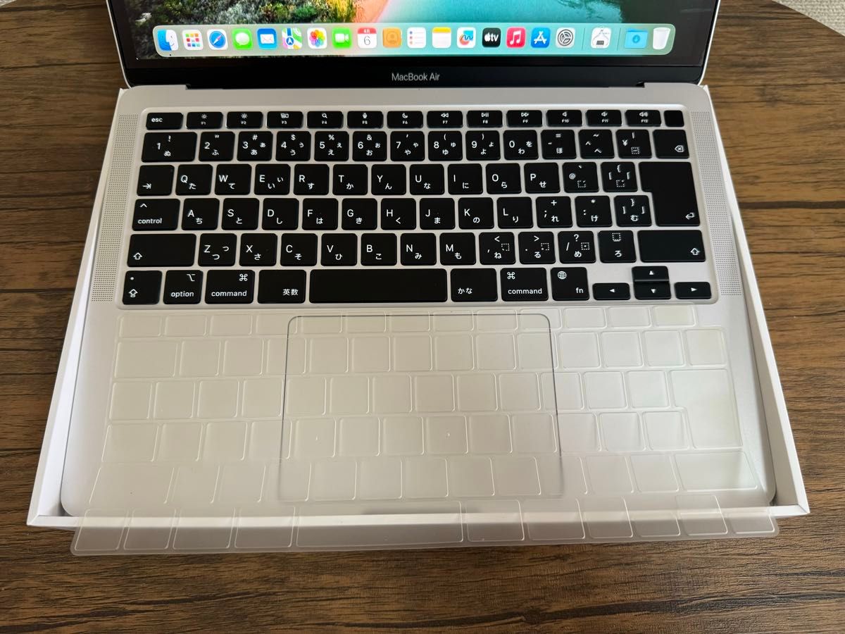 【超美品】MacBook Air M1 13インチ 8GB/SSD1TBシルバー