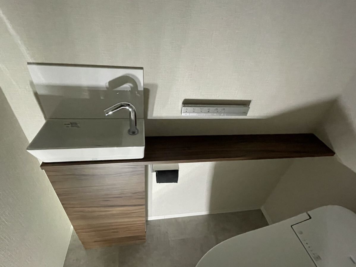 【愛知県発】H-66 モデルルーム展示品 TOTO ウォシュレット一体GG-J1 TCF941型2020年製 洗面カウンター付きの画像2