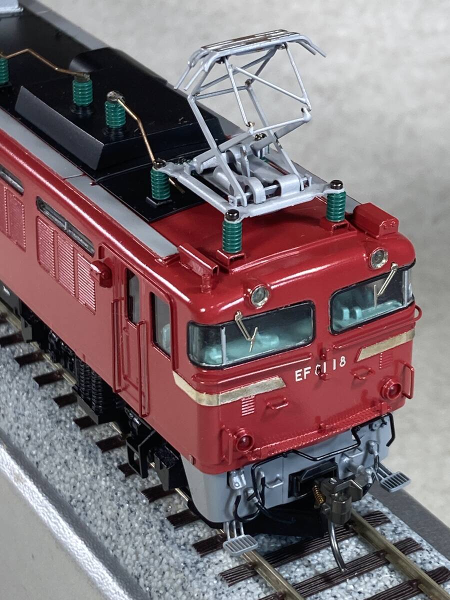 美品・天賞堂・HO・ＥＦ８１ １８号機(初期型・田端区・赤２号塗装）ヘッド＆テール点灯・黒ラベル HGモデルの画像1