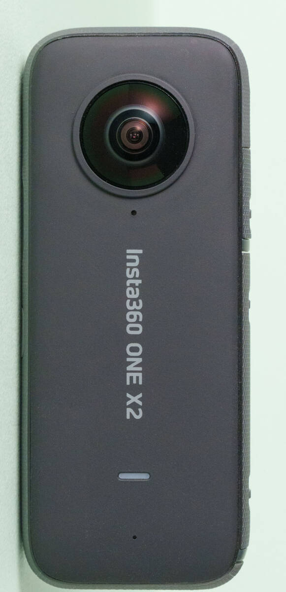 INSTA360 X2 おまけ（バッテリー・128GBメモリー・レンズキャップ）あり_画像3