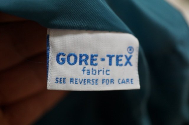 v Old SIERRA DESIGNS GORE-TEX jacket 