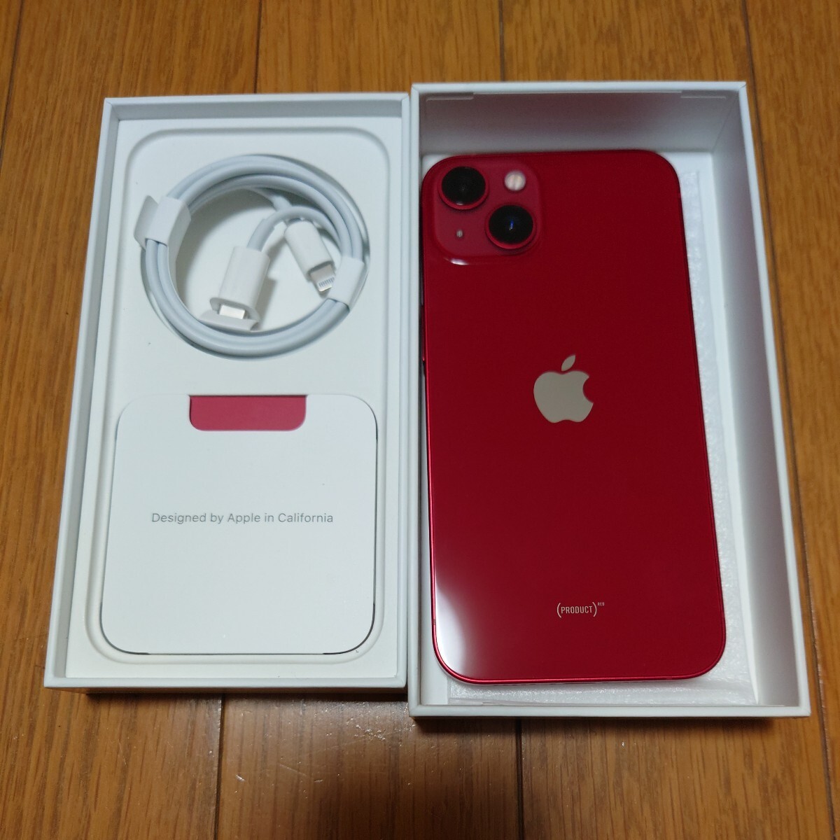 iPhone13 128GB 国内版SIMフリー レッド本体 数日使用新品に近い中古の画像1