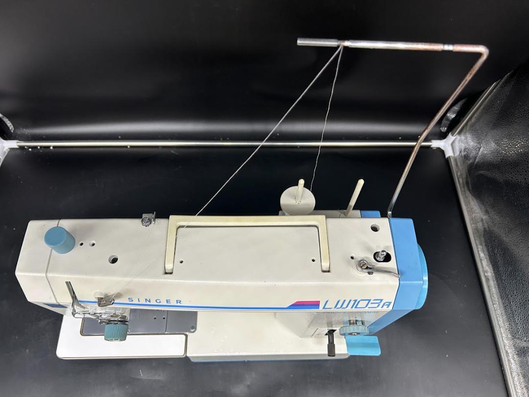 ★安心の保証付き★　シンガー　LW103A　プロフェッショナル　職業用ミシン本体