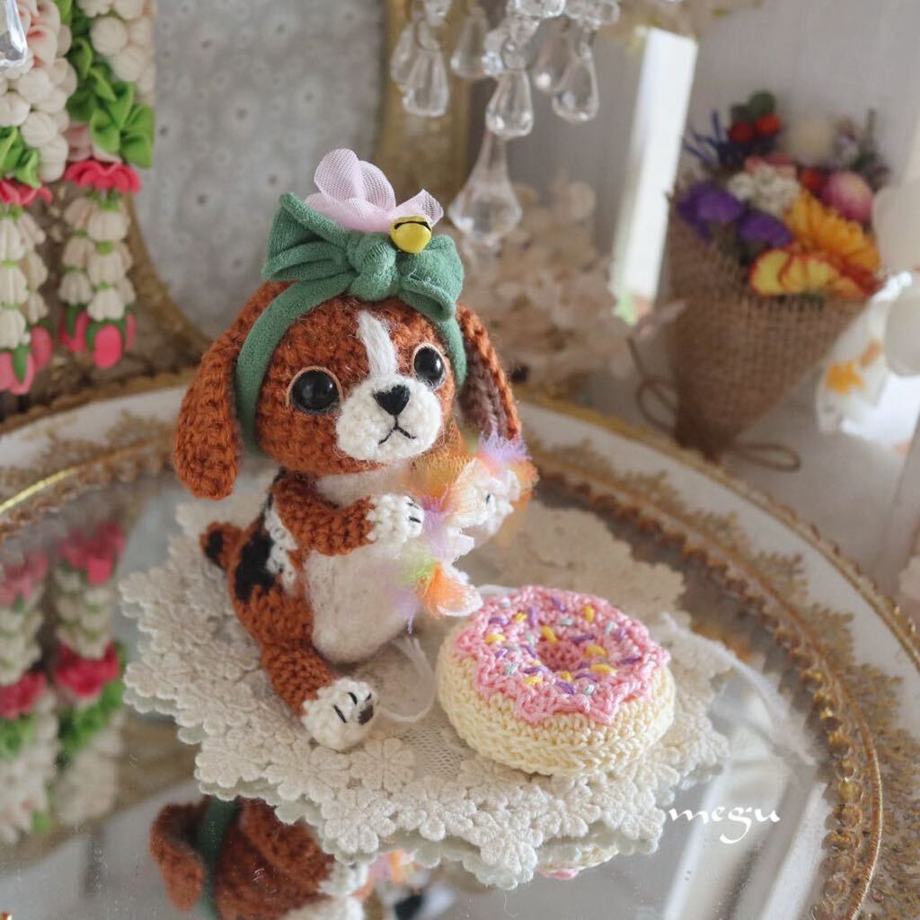 beagle knitting hand made Beagle dog .. doughnuts embroidery 