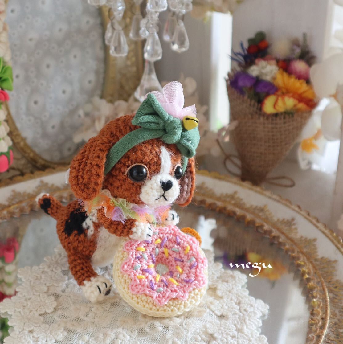 beagle あみぐるみ ハンドメイド ビーグル 犬 いぬ ドーナツ 刺繍の画像5