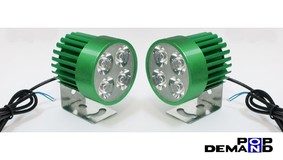 ◇即納◇汎用 緑 4連 LED フォグランプ 車外燈 2個セット イントルーダー750 イントルーダー800 SV1000S