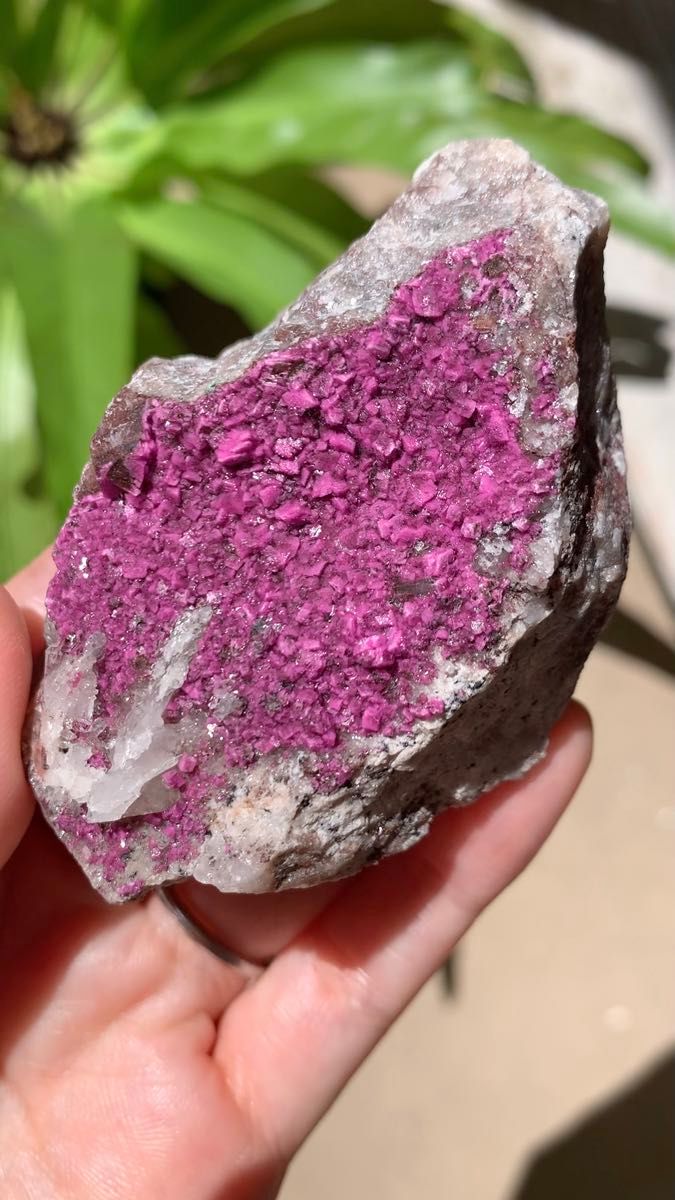 ピンクコバルトカルサイト　A.ピンク　原石　コンゴ産　天然石