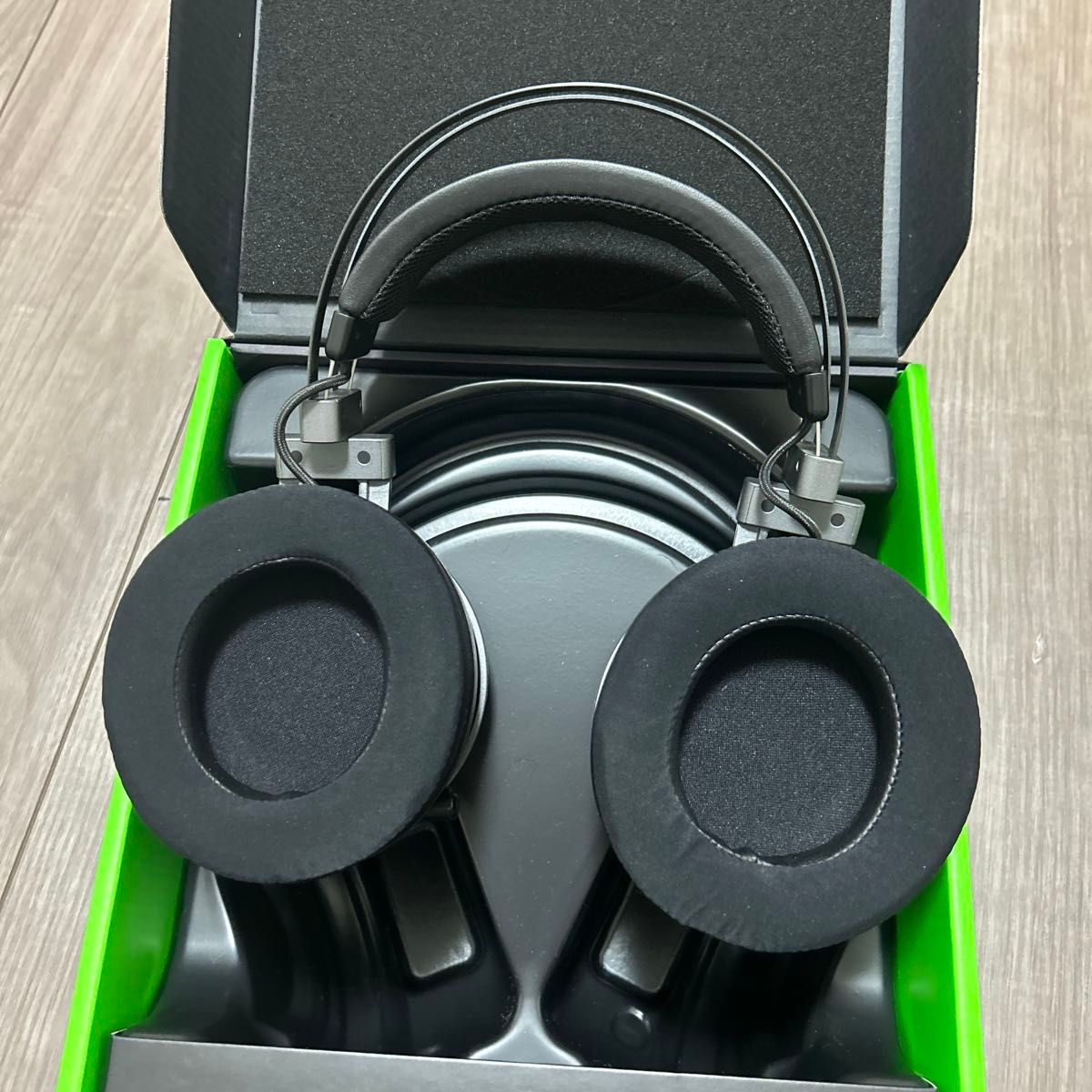 Razer ゲーミングヘッドセットNARI ULTIMATE BLACK