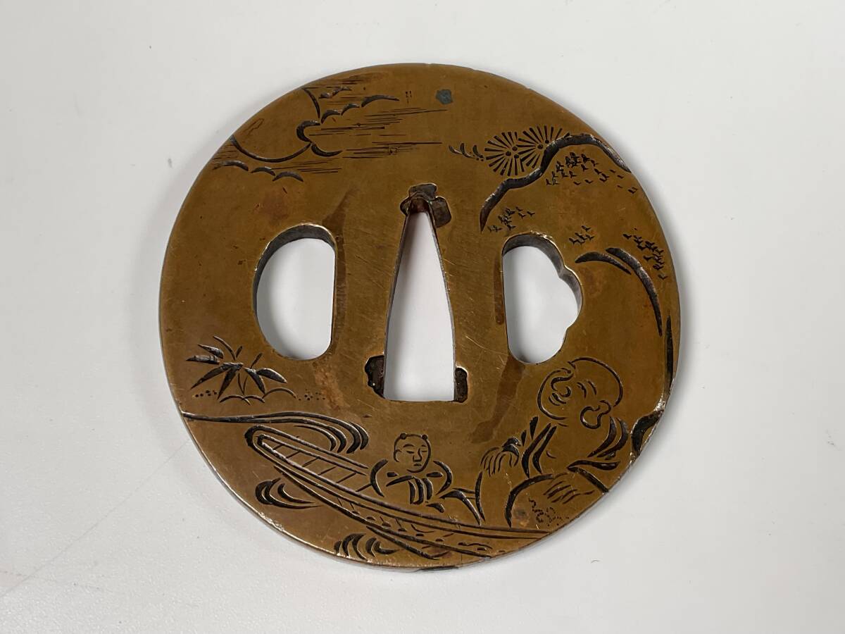 ① 真鍮鍔 月見之図 人物 武具 刀剣 江戸時代の画像1