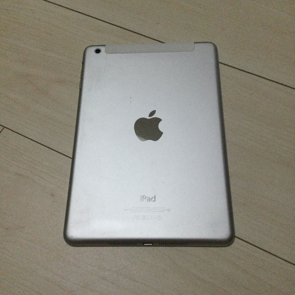 【美品】備品完備 Apple iPad mini 64G Cellular_画像2