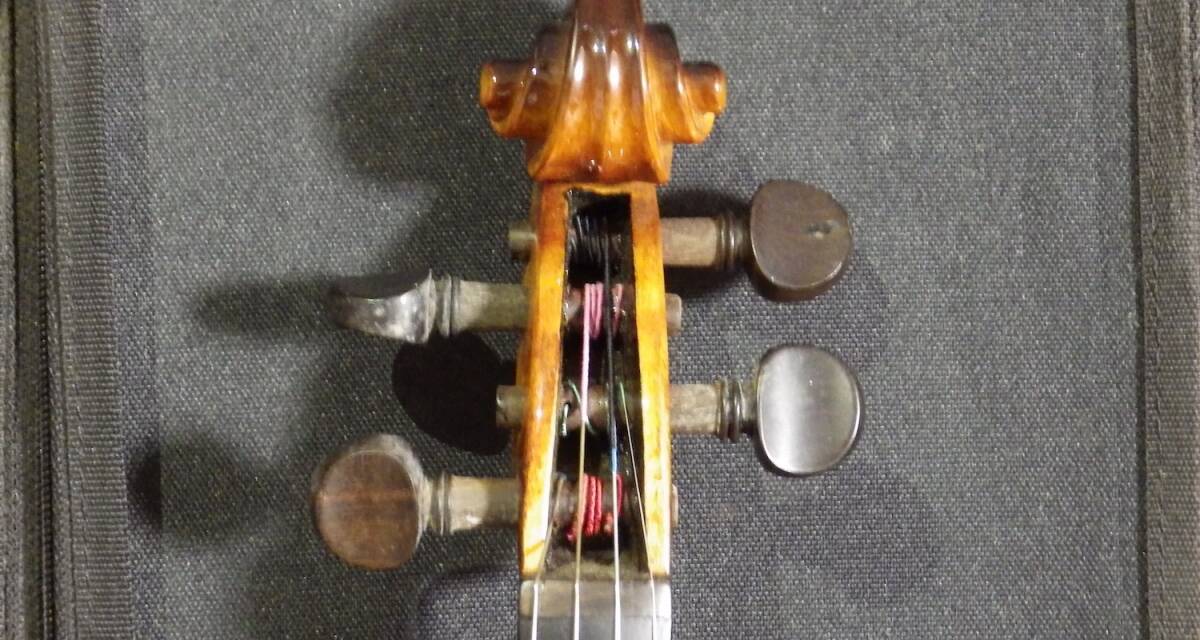 ROGUE（ローグ）エレキバイオリン 専用ケース付き Electric Violin 音出し確認済みの画像6