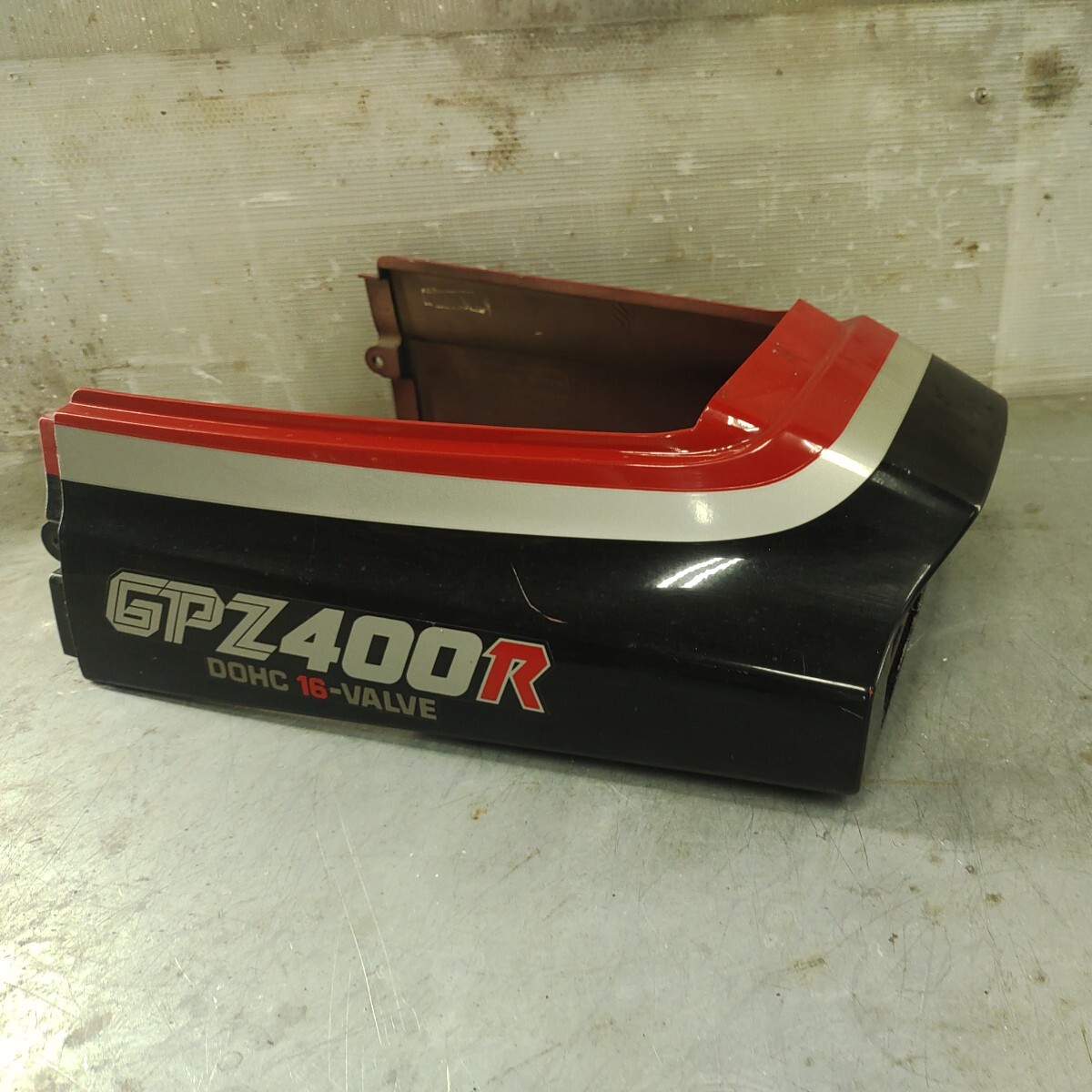 GPZ400R テールカウル リアカウル 綺麗 の画像3
