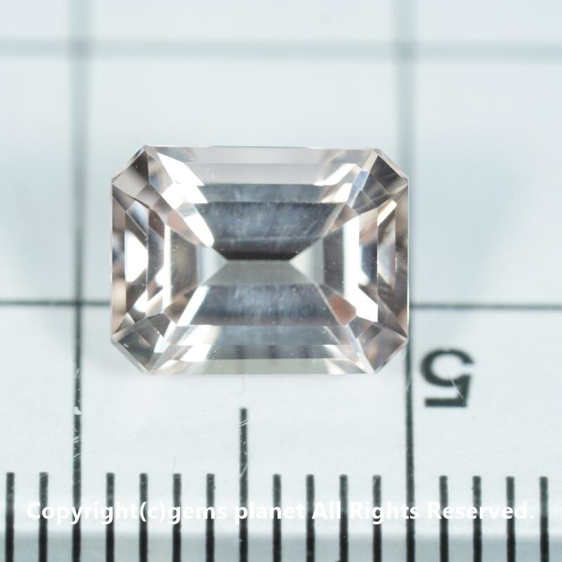 2.96ct モルガナイトカラー 合成サファイア 904_画像4