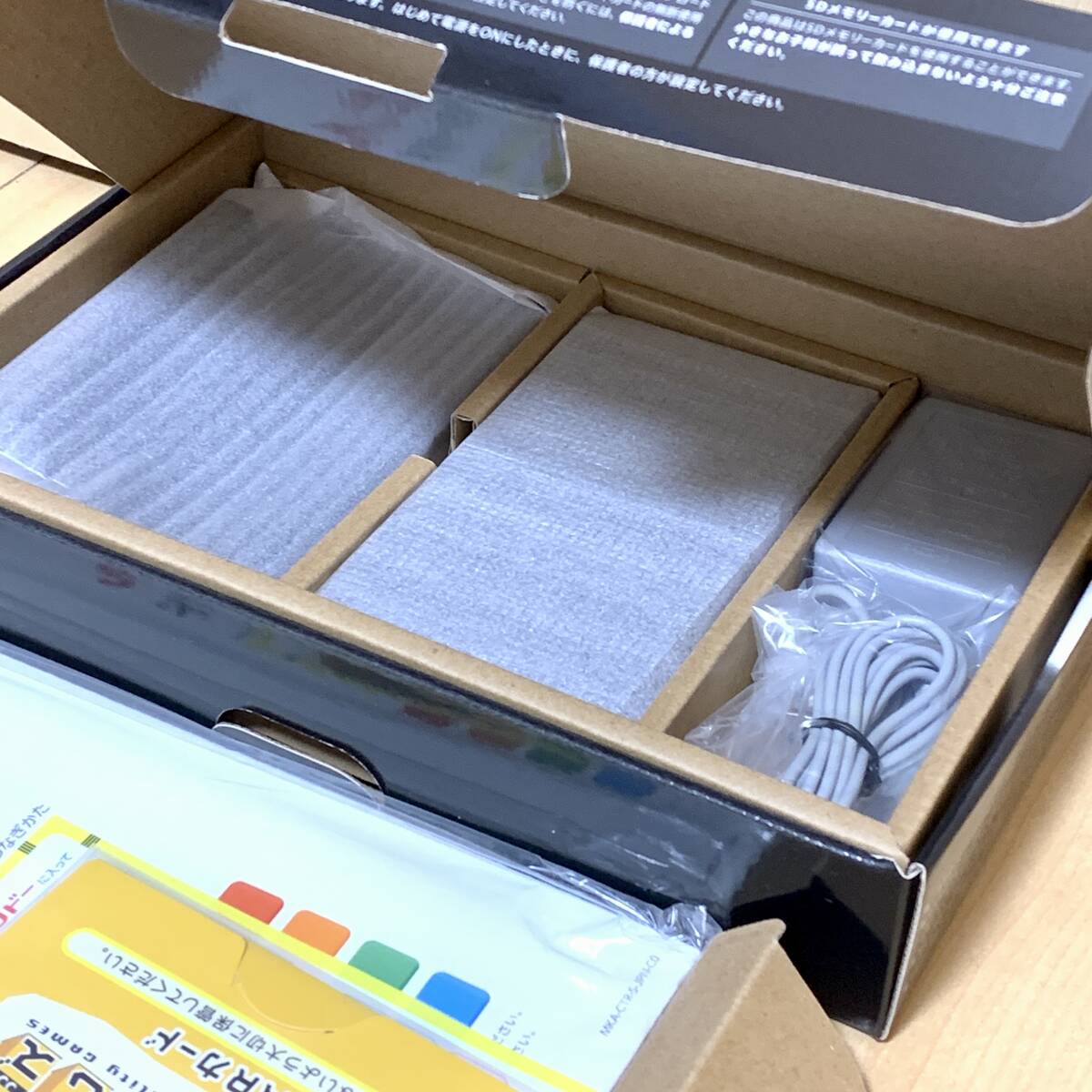 希少】新品未使用【本体Ver 2 1 0-4J】 初期型 ニンテンドー3DS 希少】新品未使用【本体Ver 2 1 0-4J】 初期型 ニンテンドー3DS