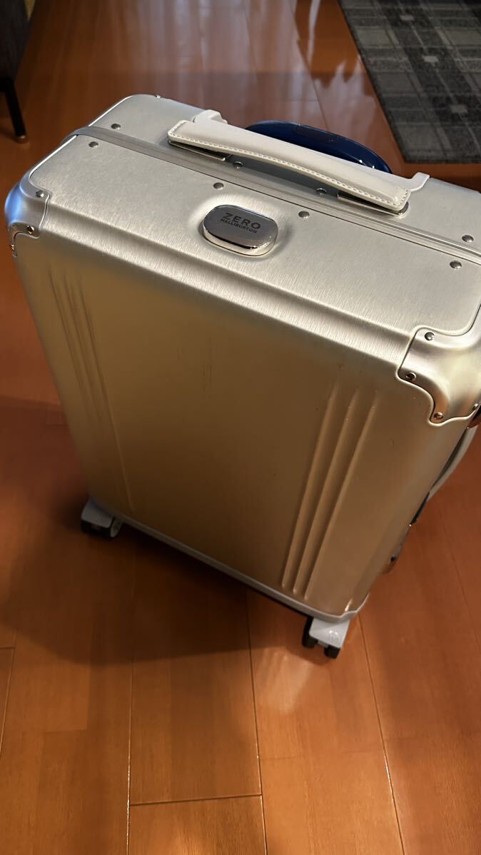 【美品】ゼロハリバートン スーツケースの画像1