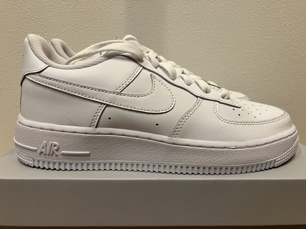 即決24cm NIKE C/O NIKE AIR FORCE 1 LE GS ホワイト/ホワイト-ホワイト-ホワイト 新品国内正規　ナイキ　エアフォース1