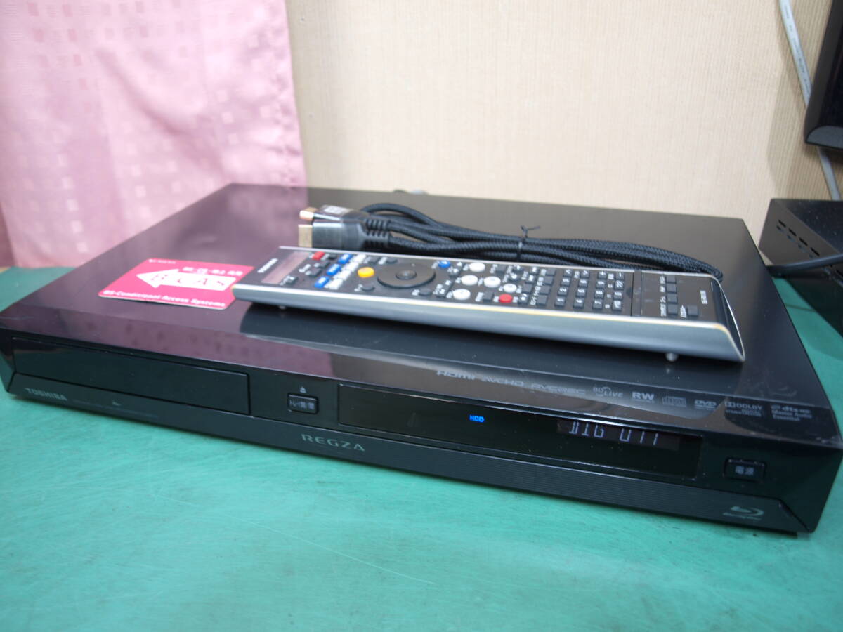 東芝 HDD/BDレコーダー D-BZ510 RM1 B-CASリモコンHDMIケーブル付の画像2
