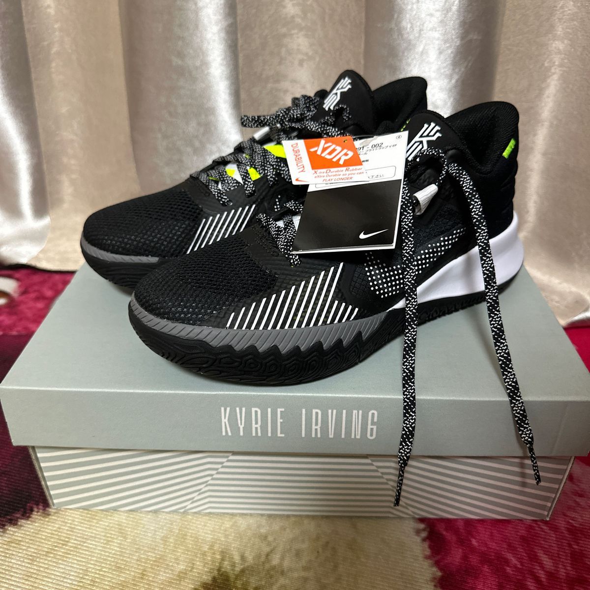 新品未使用 Nike Flytrap 5 Kyrie EP 減震防滑 中トップ 実戦バスケットボールシューズ ブラック25.5cm