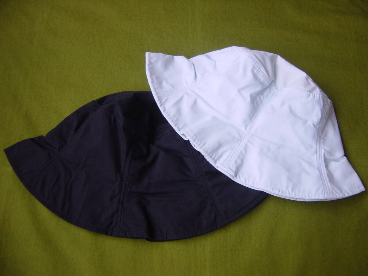 帽子 2点セット バケットハット 黒・薄いブルー 無地 日よけ アウトドア 未使用 長期自宅保管品の画像1