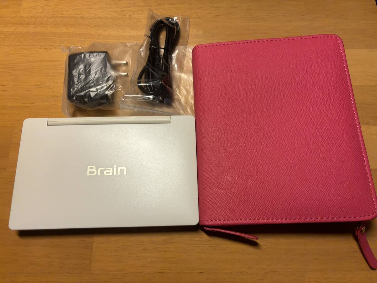 ◆ほぼ新品◆シャープ カラ―電子辞書 Brain 中学生モデル PW-SJ3 ホワイトの画像6