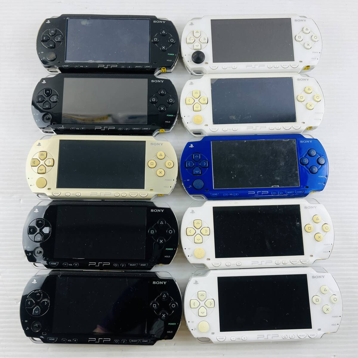 24【ジャンク／10台セット】SONY PSP PSP-1000 本体 白 ホワイト 黒 ブラック 青 ブルー プレイステーション ポータブル ソニー_画像1