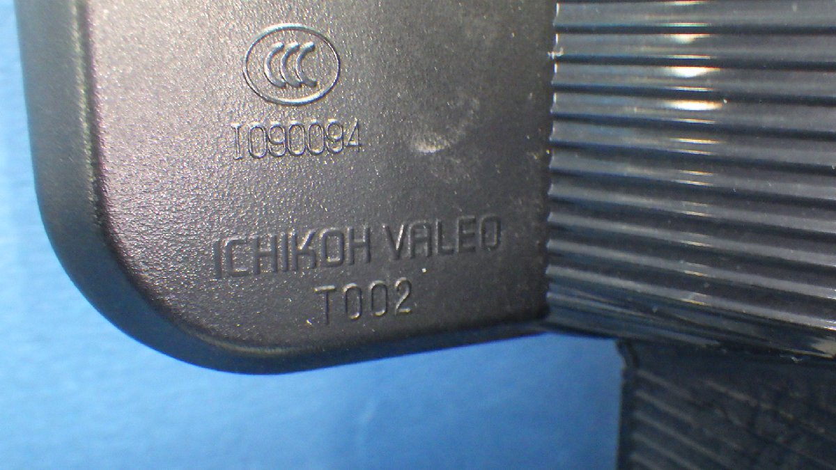 NV200 バネット 右 テールランプ T002 運転席側 テールライト H22年 M20_画像3