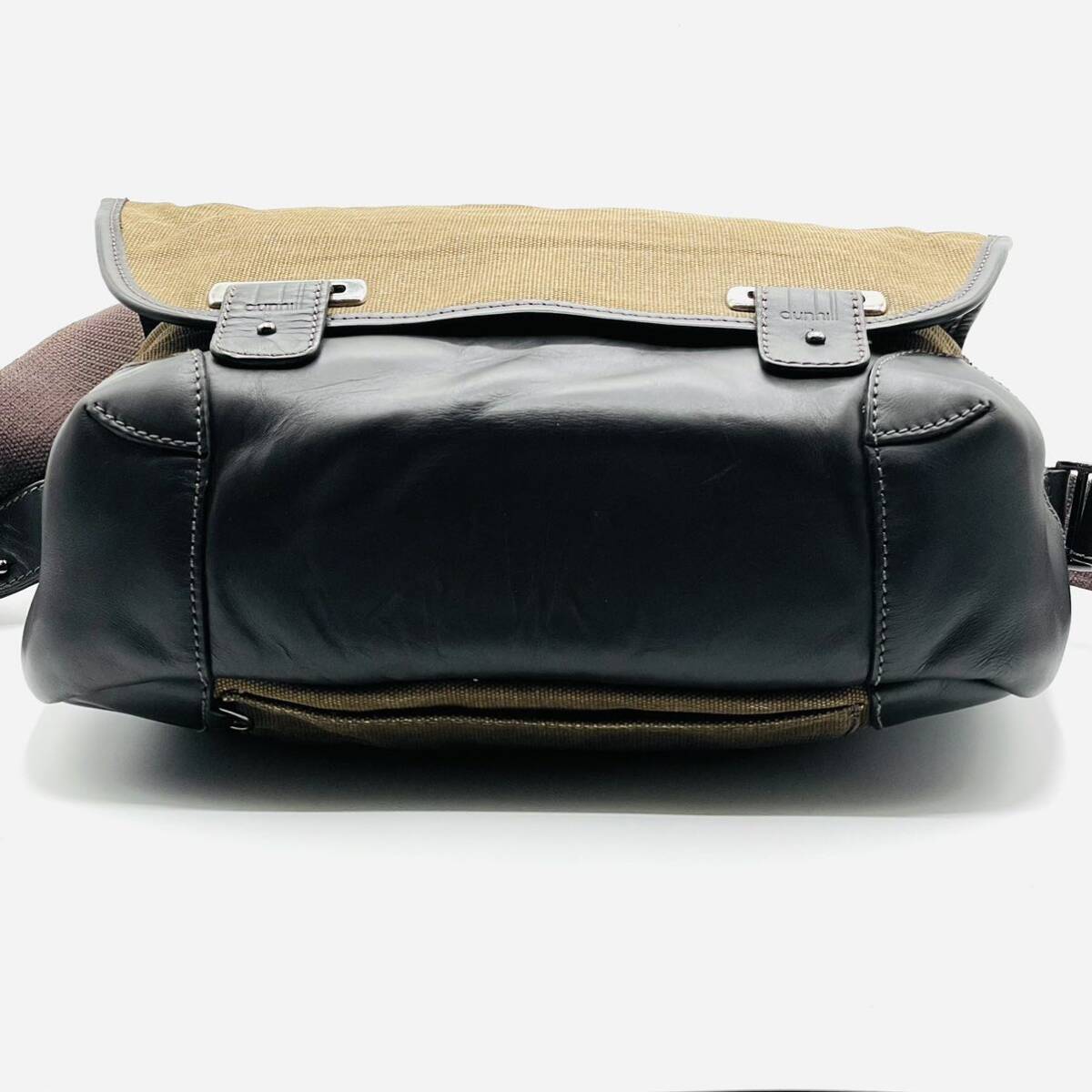 Bibian 比比昂 - 美品 dunhill ダンヒル メッセンジャーバッグ Bibian 比比昂 - 美品 dunhill ダンヒル メッセンジャーバッグ