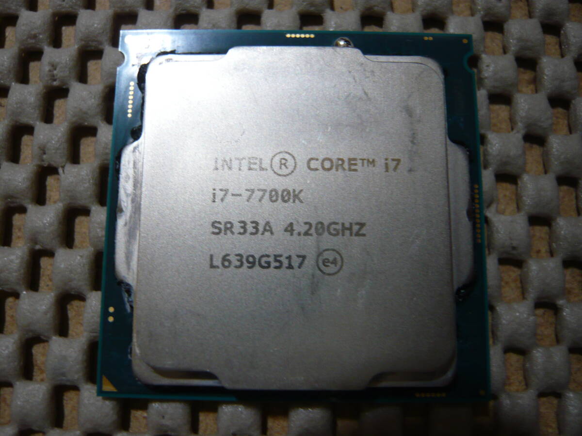 送料無料◆Intel Corei7 7700K 4.20GHz (最大4.5GHz) 4コア/8スレッド HD Graphics 630 SR33A 作動品の画像1