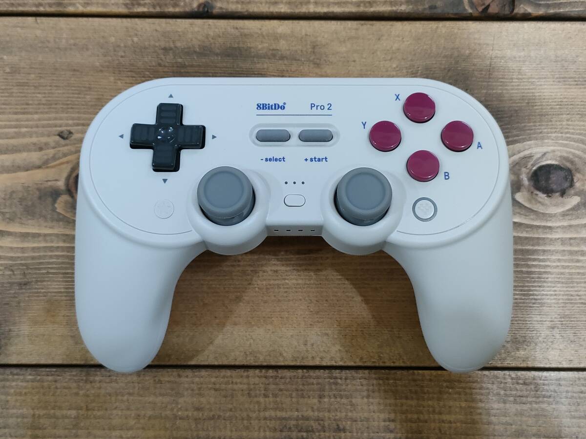 訳アリ品 8BitDo Pro 2 Bluetooth コントローラー ゲームパッド Gクラシックバージョン 美品 正規品の画像1