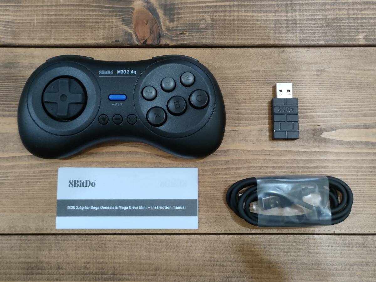 訳アリ品 ジャンク扱い 8BitDo M30 2.4G ワイヤレス ゲームコントローラー SEGA Genesis Mini & Mega Drive Mini & Switch ※一部検品不可_画像3