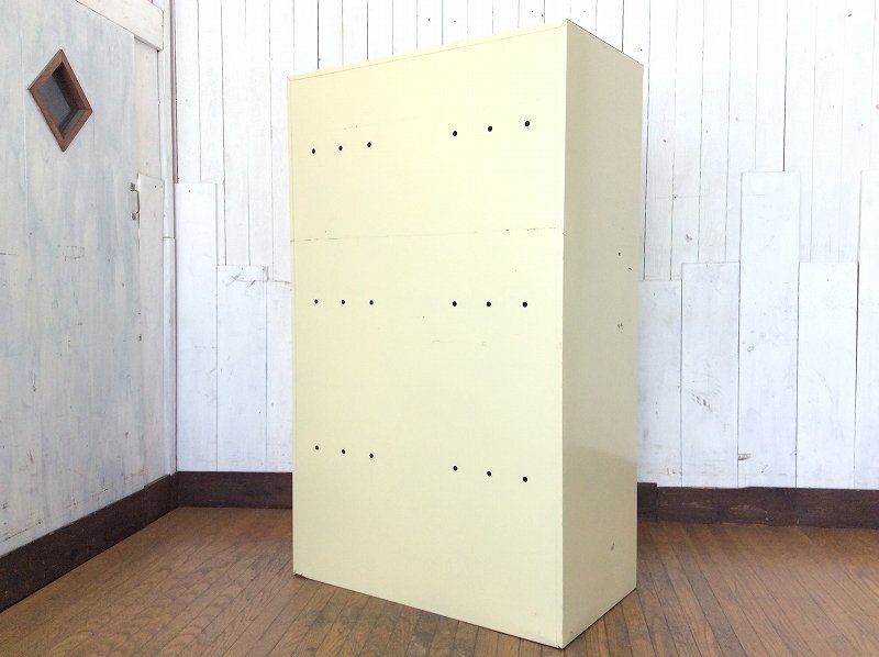 [SUN/ coin return type locker / valuable goods locker / shoes box locker /10 jpy for /6 person for ].. place sen hot water spa school .. pavilion compilation hall office 