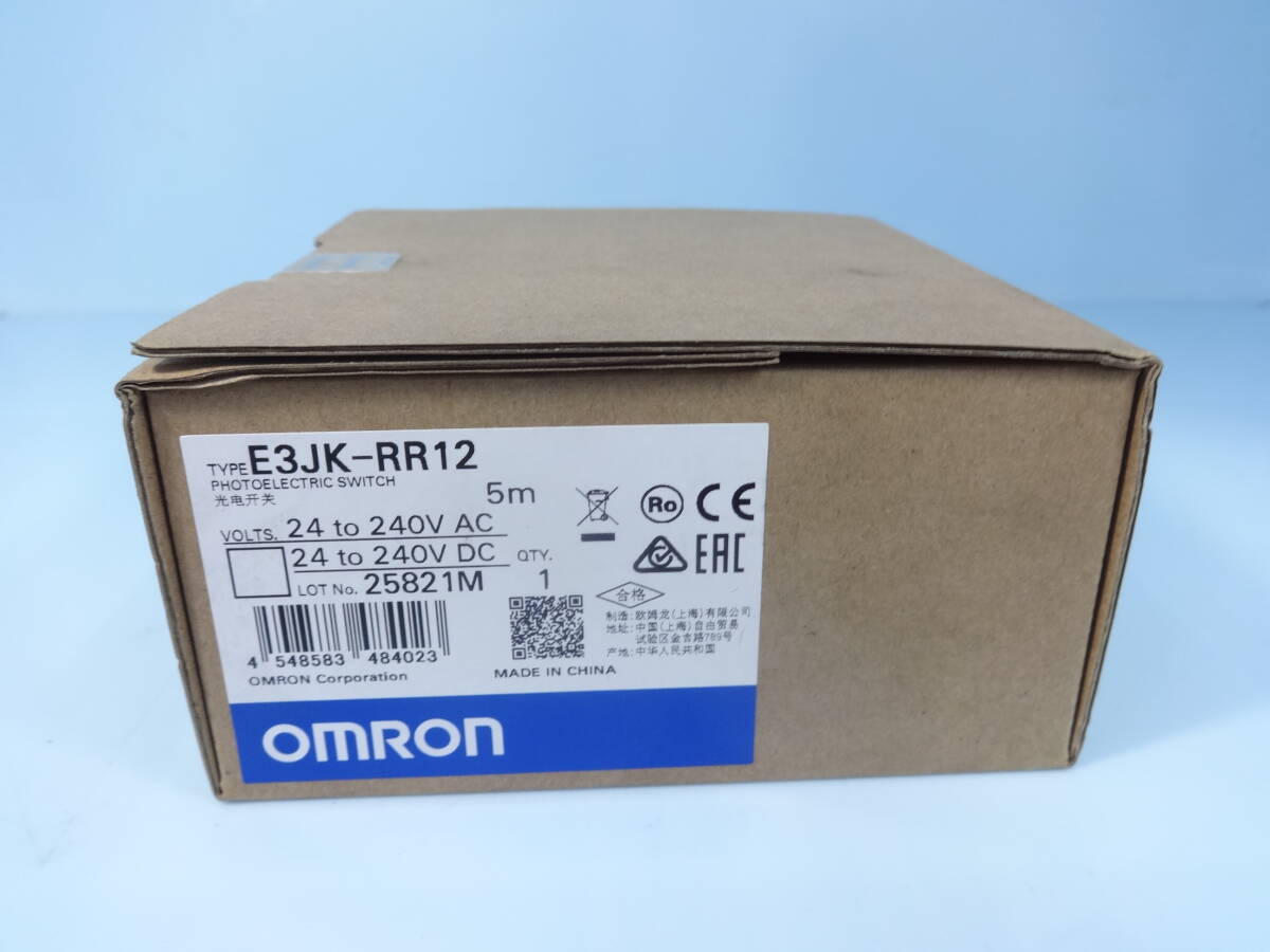 OMRON 光電センサ ACDC電源フリータイプ E3JK-RR12 5M（中古未使用品）管理番号：RH-1163_画像1